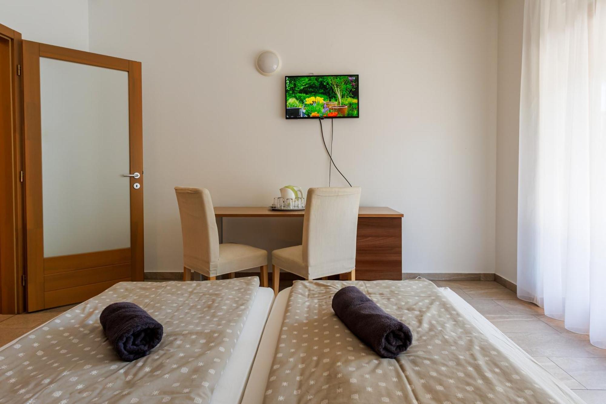 Jacht Apartmanok Balatonfüred Exteriör bild